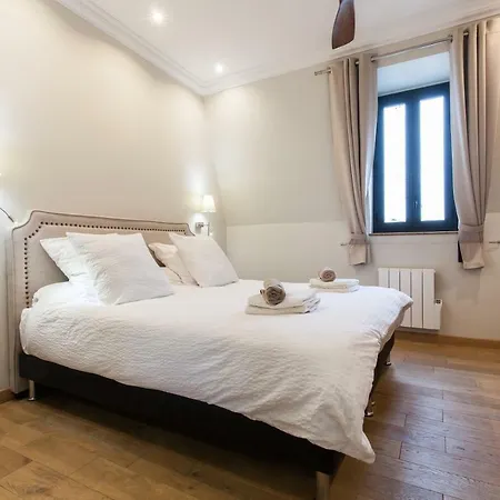 Appartement Vue Mer, Suquet Et Palais Avec Parking Cannes Exterior photo